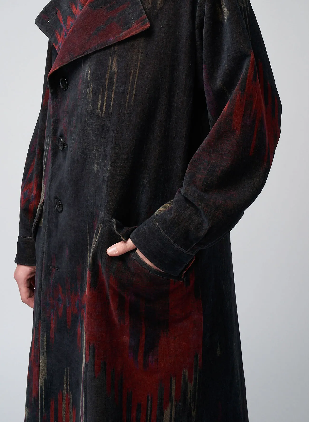 BLACK, RED AND GREEN ABSTRACT PRINT COAT
